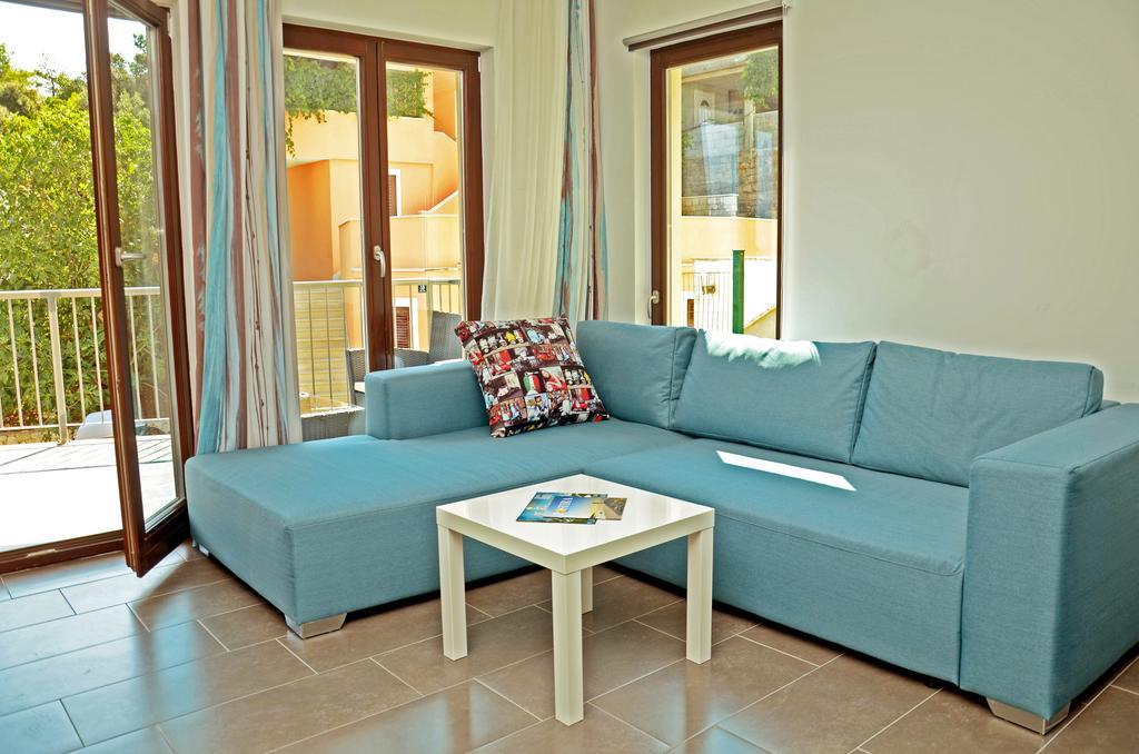 Lozna Residence Postira Ngoại thất bức ảnh