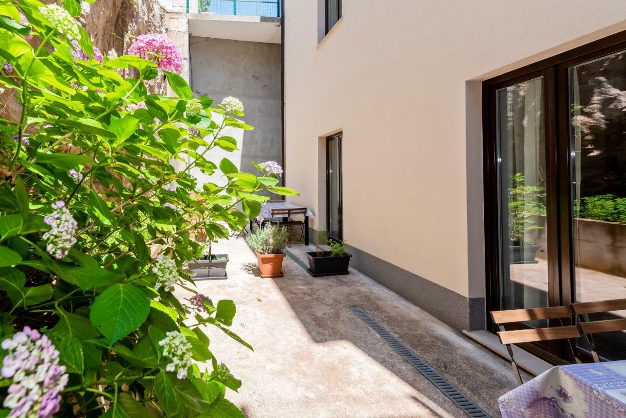 Lozna Residence Postira Ngoại thất bức ảnh